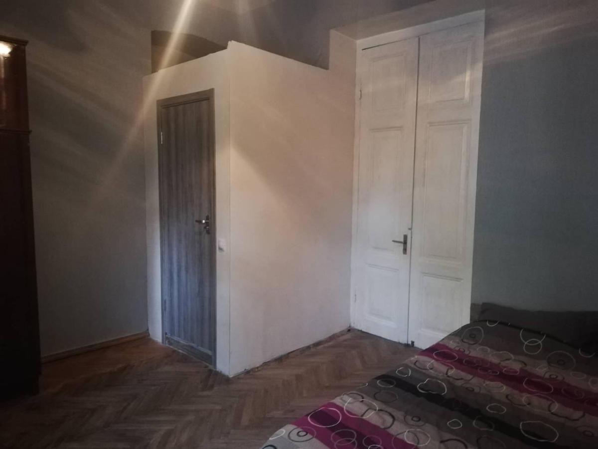 Hostel On Marjanishvili Tbilisi Eksteriør billede
