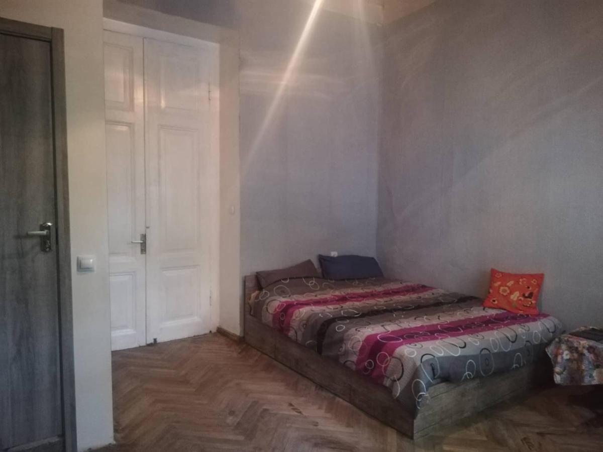 Appartment On Marjanishvili Tbilisi Eksteriør billede